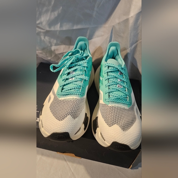 The North Face Summit VECTIV Pro Shoes White Seafoam Women SZ 8.5 New No Box Top - Picture 2 of 7